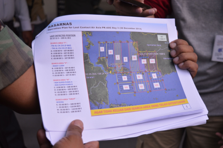 Названа возможная причина авиакатастрофы у берегов Индонезии