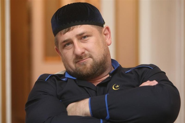 Кадыров призвал публично наказать напавших на дочь Емельяненко