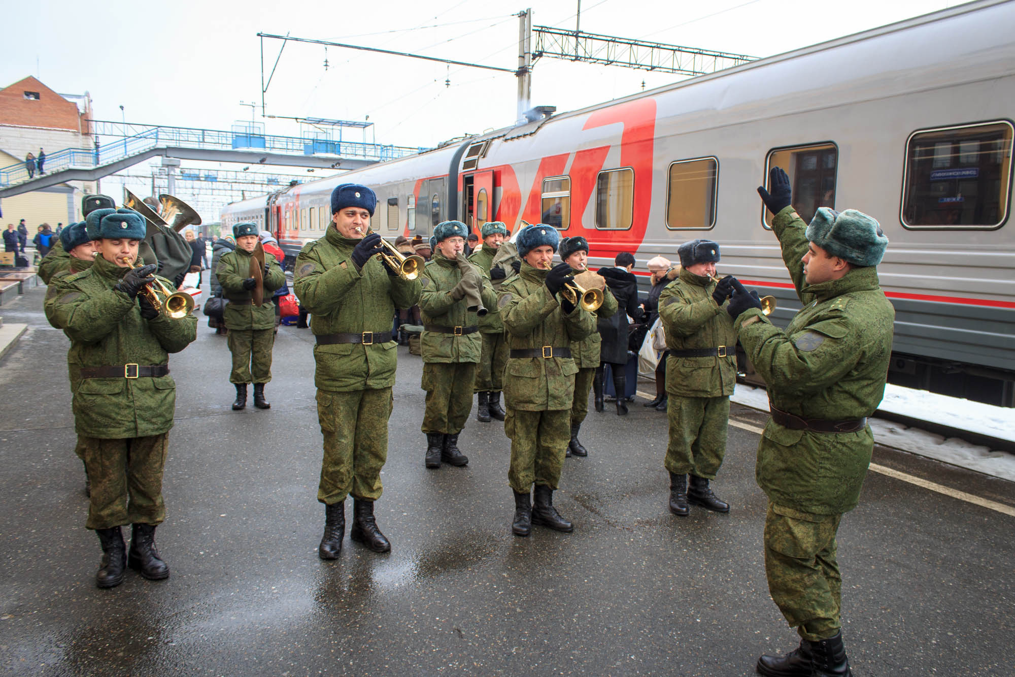 Призывники на вокзале