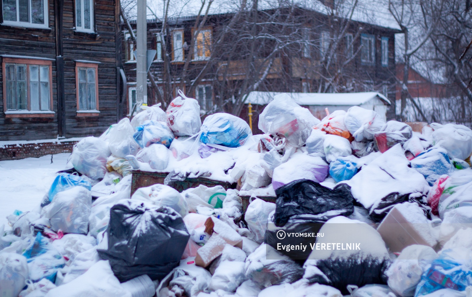 Завалы мусора в Томске обещают убрать к выходным | 14.12.2023 | Томск -  БезФормата