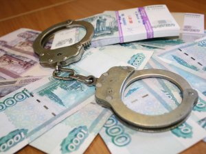 Чиновника, задержанного при получении взятки, поместили под домашний арест