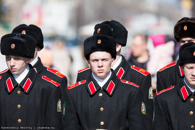Роспотребнадзор проверит питание в Томском кадетском корпусе после жалоб на опарыши