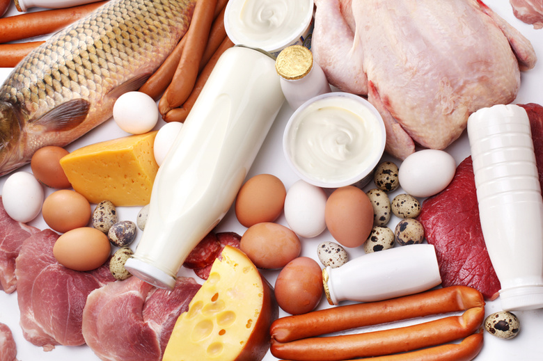 С начала года Роспотребнадзор снял с реализации две тонны продуктов