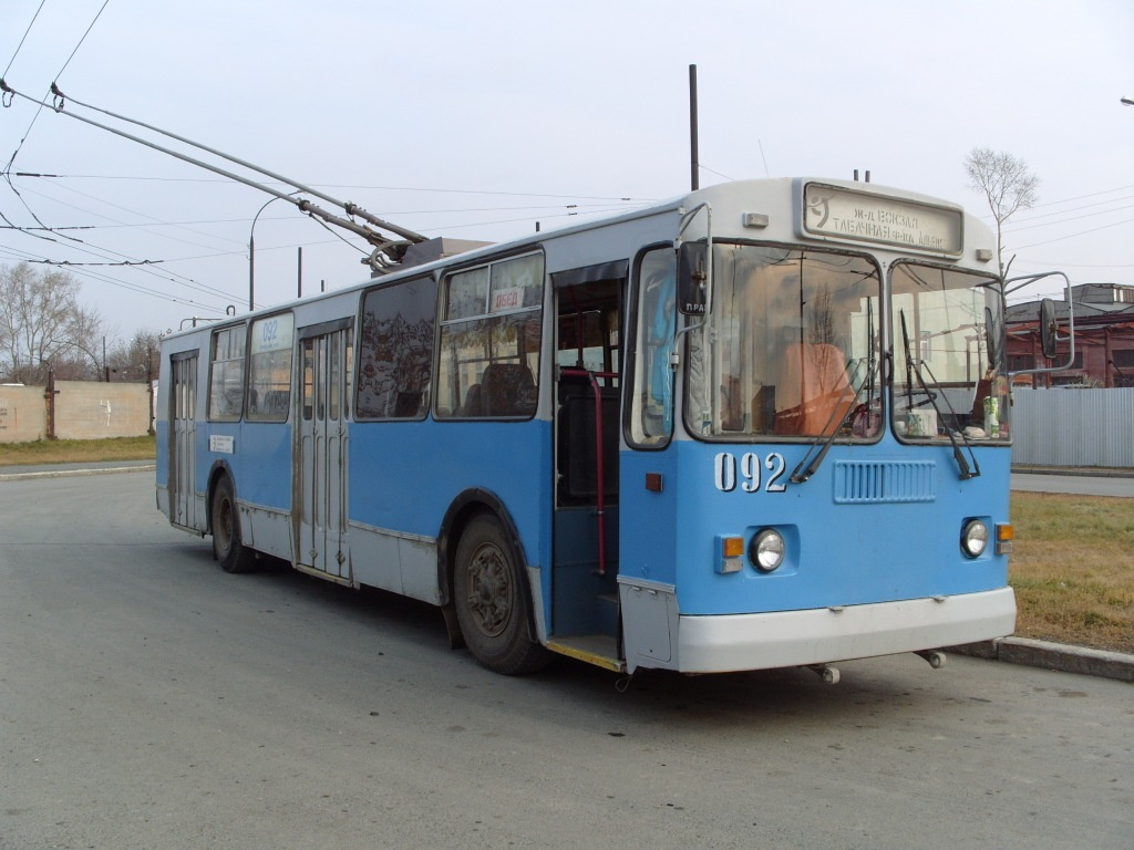 Движение троллейбусов на Каштак закрыто из-за аварии на проспекте Мира