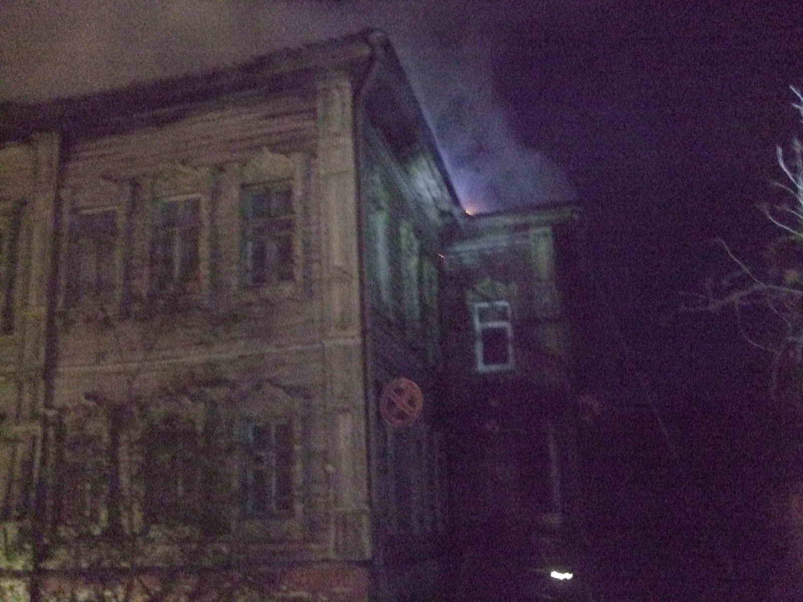Дом по переулку Нахановича, 1/1, во время пожара