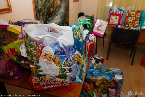 Юные томичи вновь получат новогодние подарки от мэрии