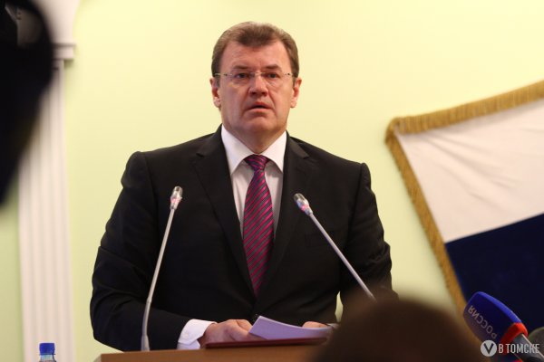 Николайчук в последний раз встретился с коллективом мэрии