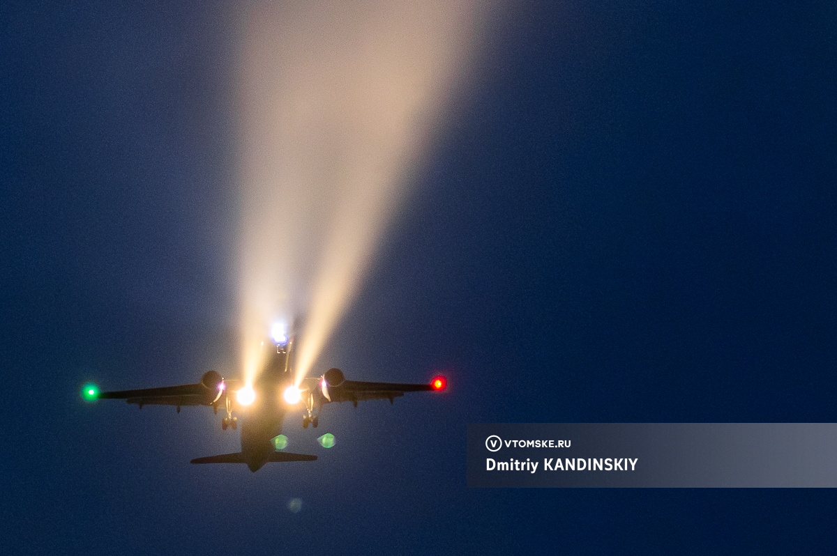 Самолет «Победы» ушел на запасной аэродром в Томск из-за непогоды в Красноярске