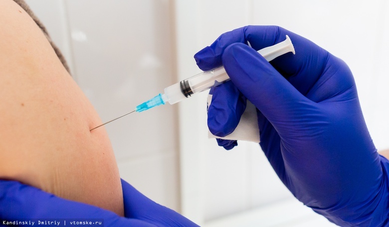 Томский облздрав объяснил, кто может рассчитывать на бесплатную прививку от клеща