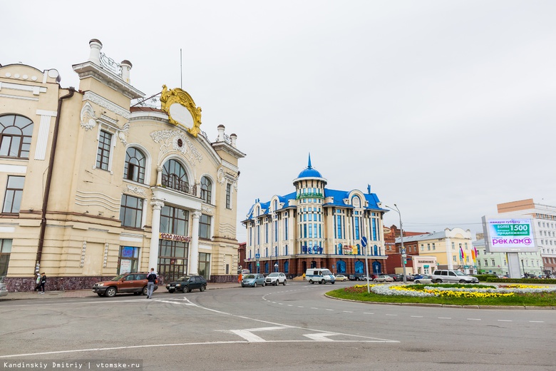 Движение транспорта на кольце у «1000 мелочей» частично ограничили