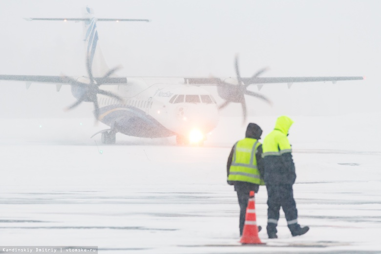 Рейс Москва — Томск приземлился в Новосибирске из-за погодных условий