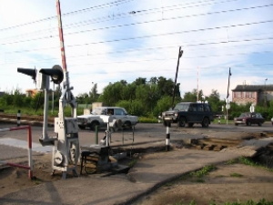 Жители Степановки готовы перекрыть переезд