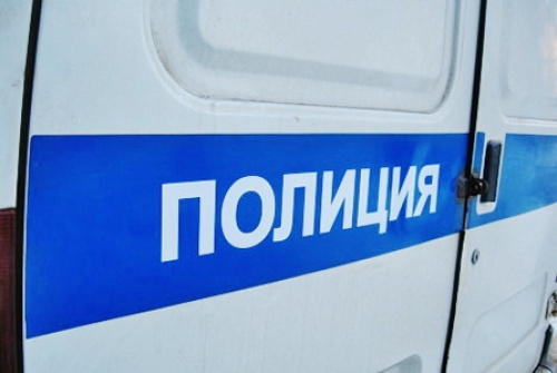 Полиция задержала горожанина, который ранил мужчину в подъезде