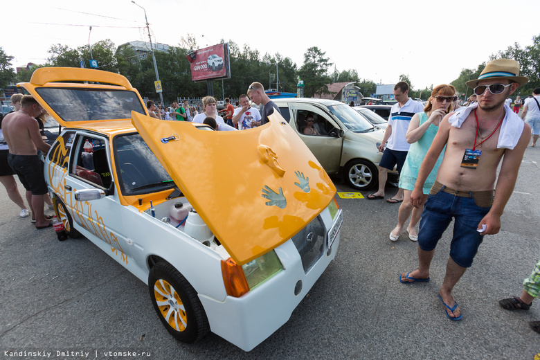 Уик-энд в Томске: «Тюнинг-пати», мотогонки и «дымный» фестиваль