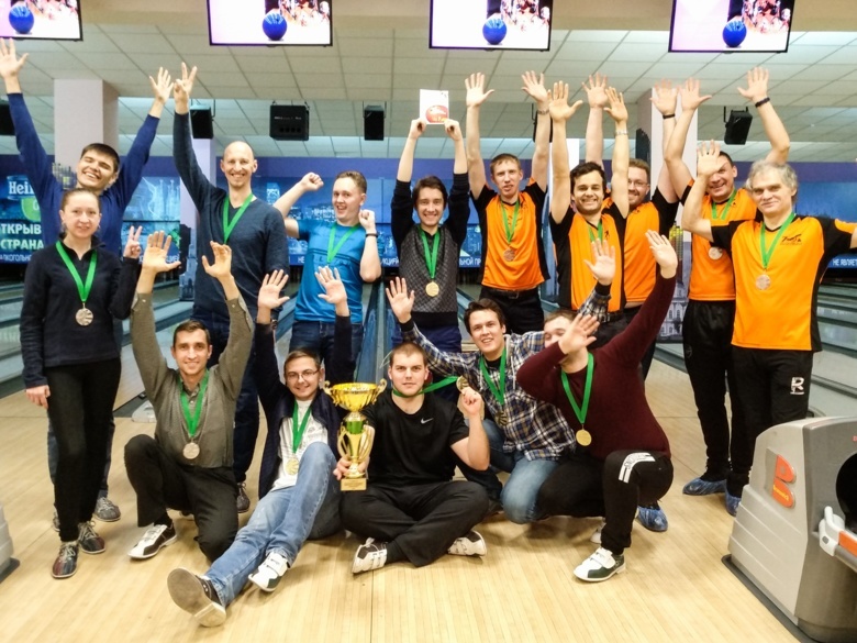 Спортивный зачет: студенты и сотрудники томских вузов сыграли на турнире по боулингу