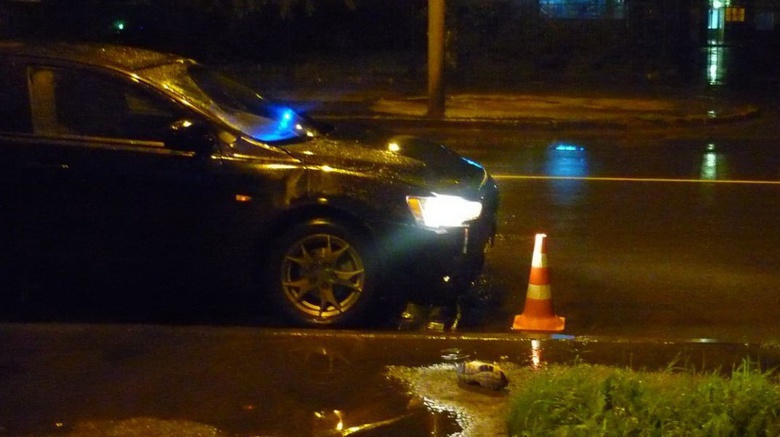 Водитель сбил женщину-пешехода и увез ее в больницу