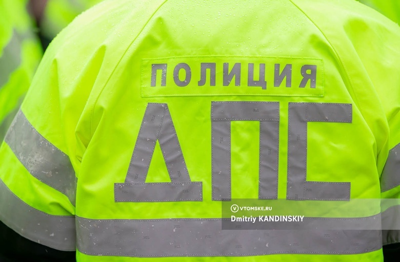 Сотрудник ГИБДД в Томске устроил массовую аварию. Делать тест на опьянение он отказался