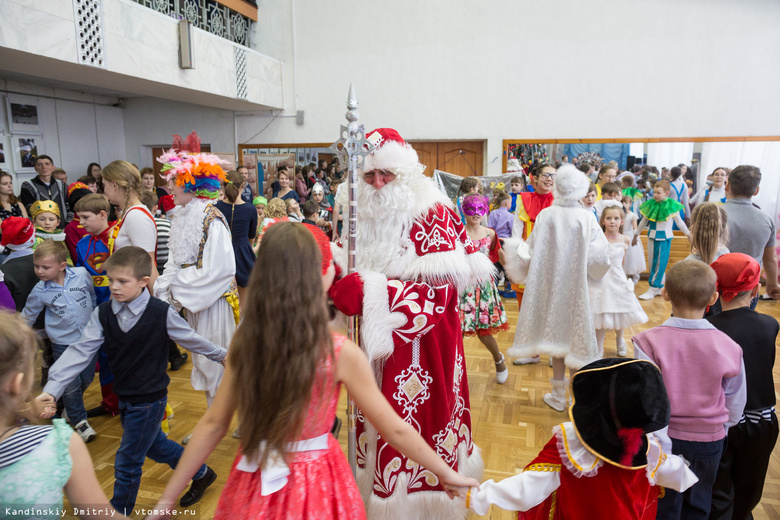 Цена вызова Деда Мороза и Снегурочки выросла в Томской области на 12 %