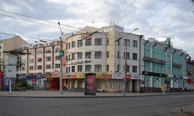 Перекресток проспекта Ленина и переулка 1905 года