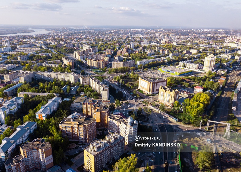 Томичи встали в пробку у Транспортной площади из-за обрыва троса