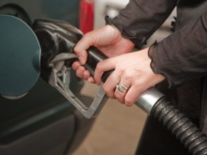 За неделю горючее подорожало только у одного из операторов