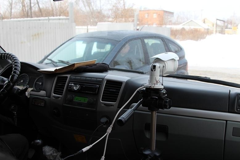 Житель Томска оплатил приставам на трассе 270 тыс руб после ареста его машины за долги