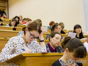 Лишь двое томичей из 686 написали «Тотальный диктант» на «отлично»