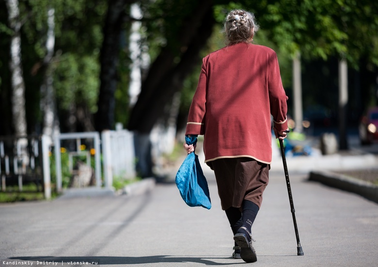 Работающие томичи старше 65 лет могут продлить больничные до 12 июля