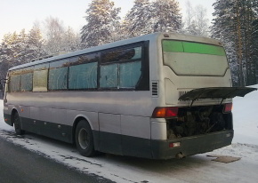 На трассе Томск — Юрга «замерз» рейсовый автобус