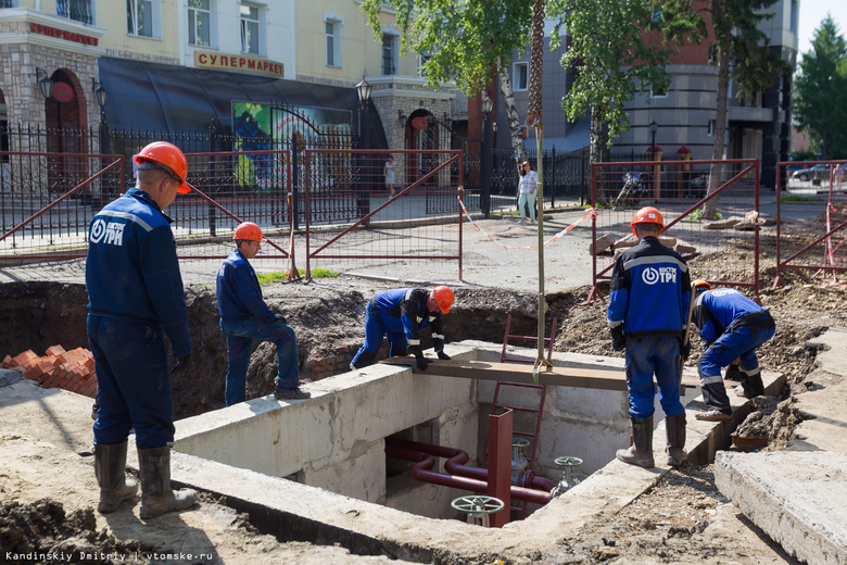 Власти Томска поручили убрать раскопки у школ и детских садов до 25 августа