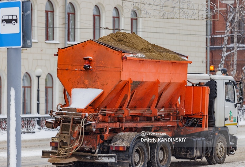 Томск вновь заговорил о замене песка на химические реагенты при обработке улиц