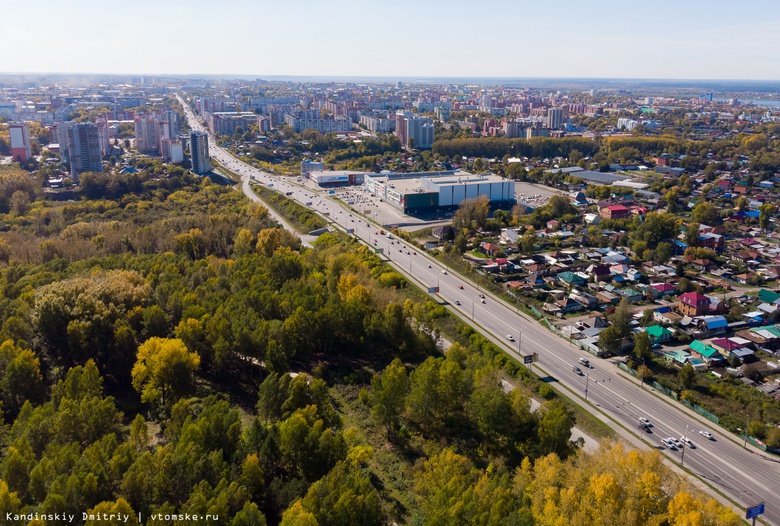 Дорожники впервые нанесли в Томске желтую разметку