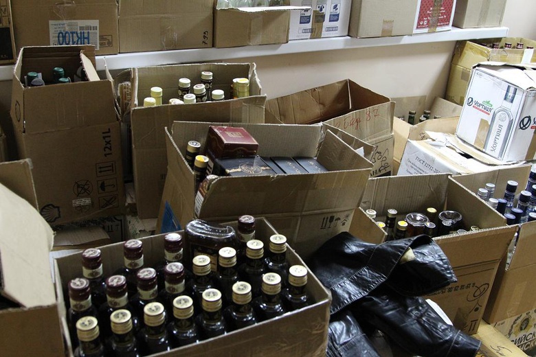 С начала года в Томской области изъяли 10,5 тыс литров контрафактного алкоголя