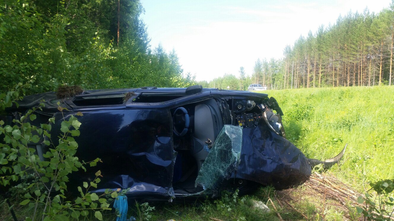 Дтп белый яр. Авария Колпашево белый Яр. Томск-Колпашево-белый Яр. Дорога Колпашево белый Яр. Авария на трассе Томск Колпашево.