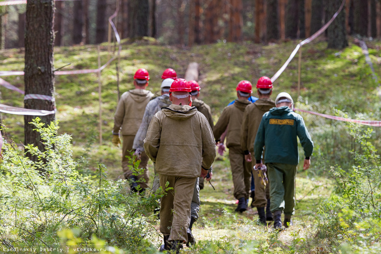 Томские лесные пожарные выявят лучшего, сдав экзамен и пройдя полосу препятствий