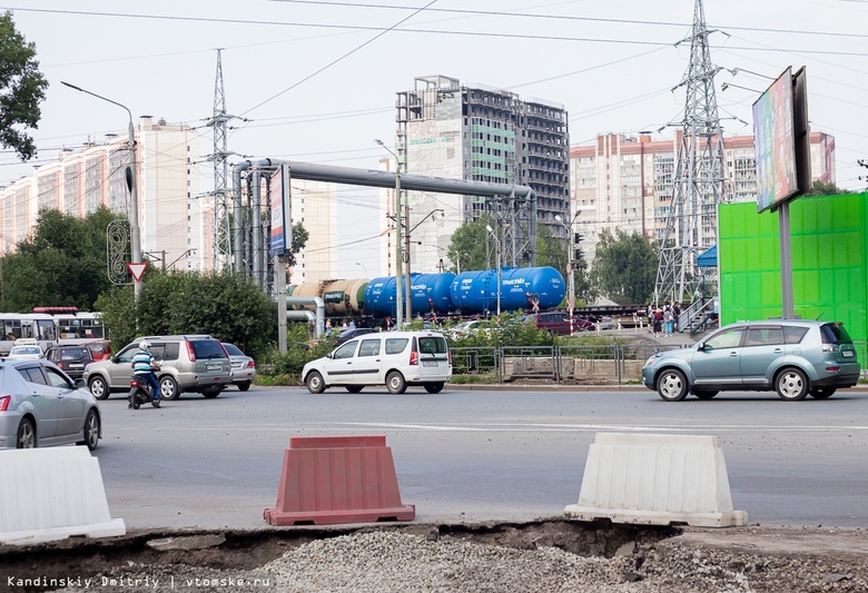 Движение транспорта через ж/д переезд на Мокрушина ограничат на выходные