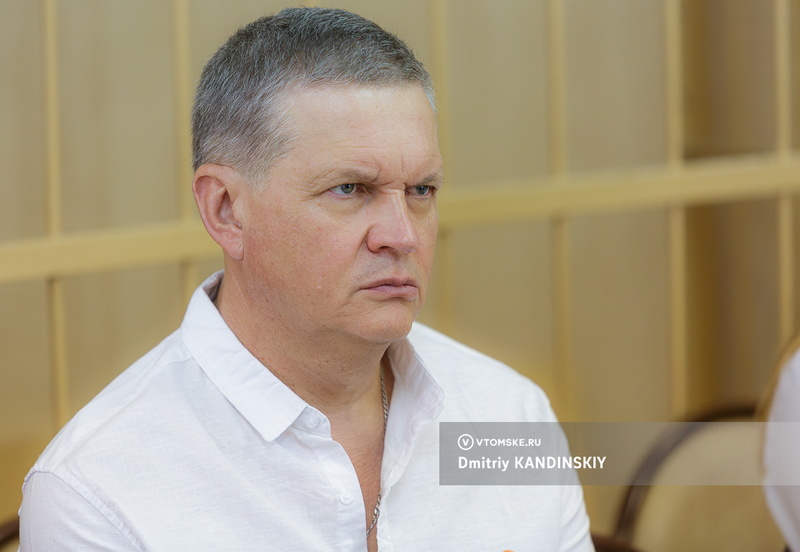 Суд начал рассматривать дело бывшего директора Томского завода светотехники