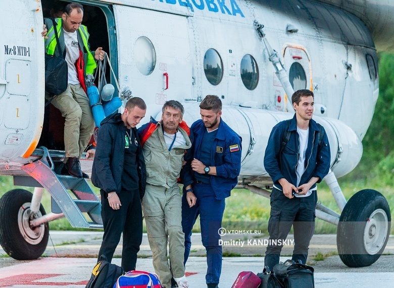 СК прекратил дела пилотов, обвиняемых в жесткой посадке самолета в Томской области. Что тогда произошло?