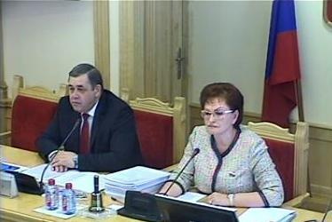 Областные парламентарии начали очередное общее собрание