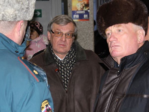 замгубернатора Юрий Сухоплюев и губернатор Виктор Кресс