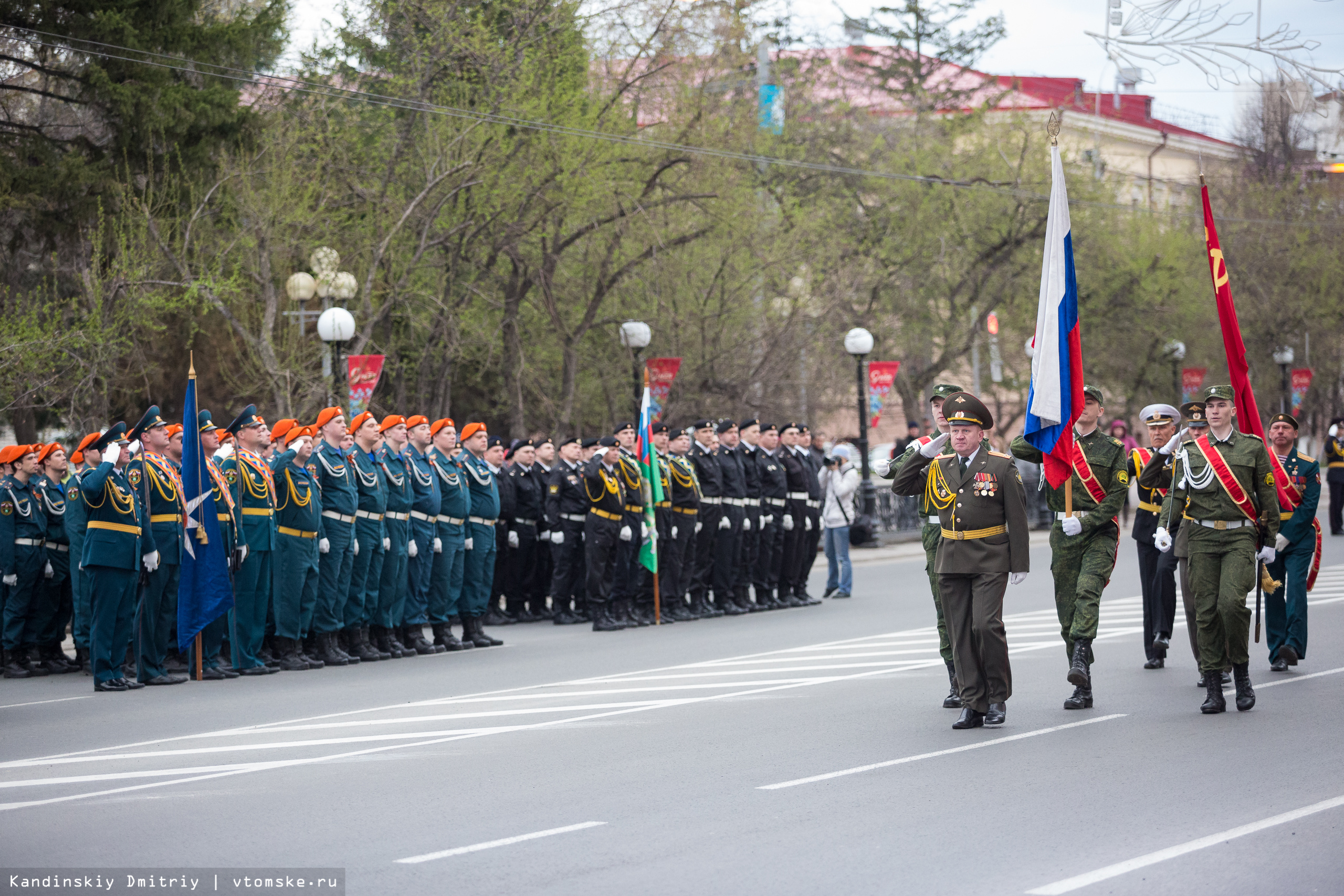 Парад в томске фото