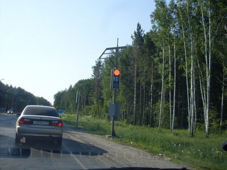 «Умный» светофор на Богашевской трассе могут починить к концу октября