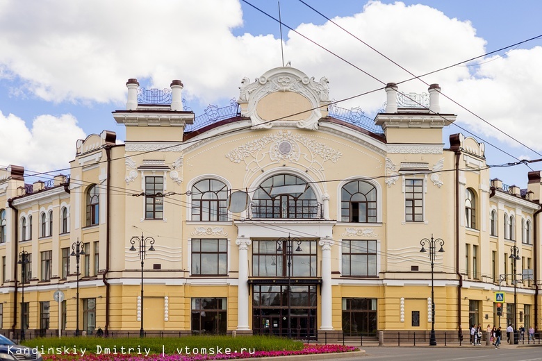 Завершился ремонт внутри одного из самых узнаваемых зданий Томска