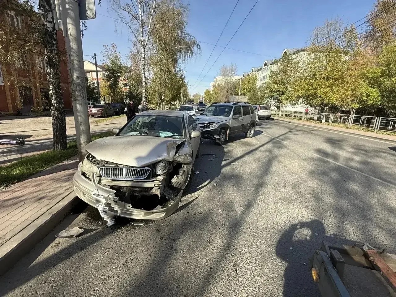 Два авто столкнулись при развороте на пр.Ленина в Томске. Пострадала женщина