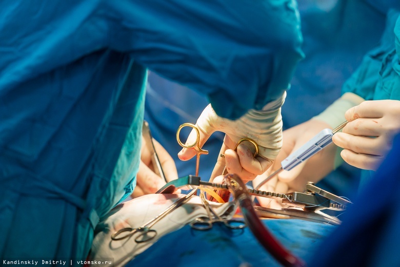 Томские врачи прооперировали мужчину, сломавшего почти все ребра в ДТП