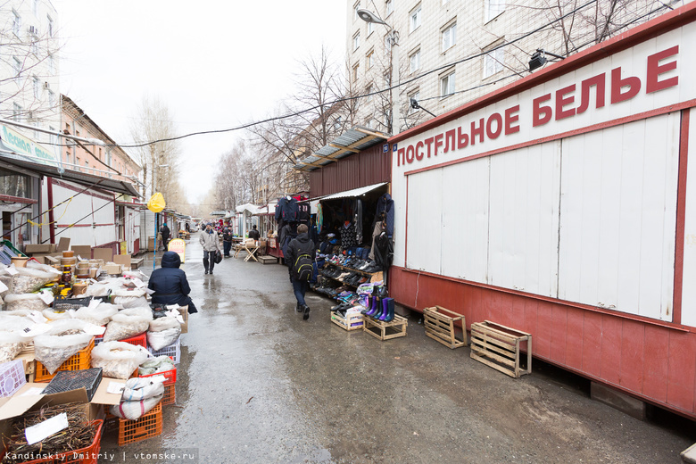 Заммэра поручил начать ремонт коммуникаций на месте Дзержинского рынка