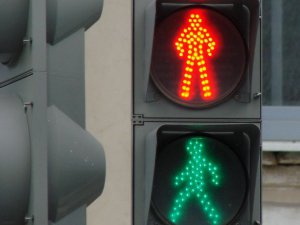 На проспекте Кирова автомобиль сбил велосипедиста (фото)