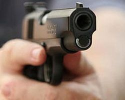 В горбольницу №3 доставили мужчину со сквозным огнестрельным ранением челюсти