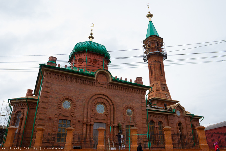 Строители завершили реконструкцию Красной мечети