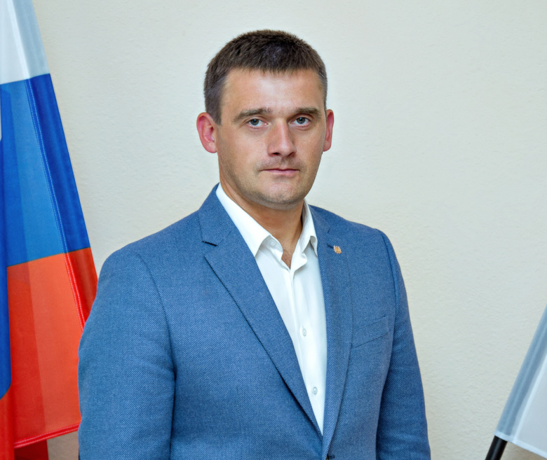 Новый глава Молчановского района Сальков официально вступил в должность